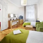 Pomaranczarnia Daire Poznan