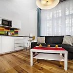 Pomaranczarnia Apartman