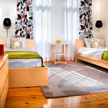 Apartament Pomarańczarnia *