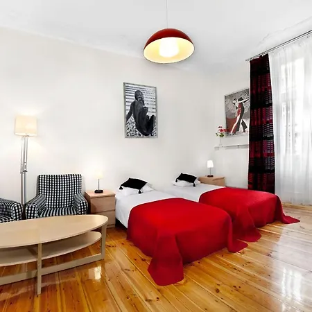Apartament Pomarańczarnia *