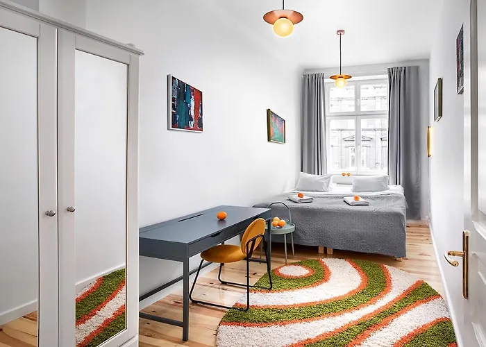 Pomaranczarnia Daire