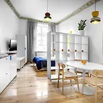 Pomaranczarnia Apartmán