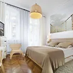 Pomaranczarnia Апартаменти *