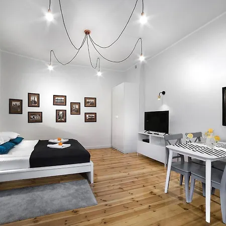 Apartman Pomaranczarnia *