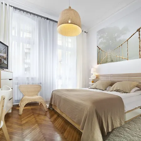 Pomaranczarnia Apartman *