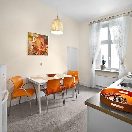 Apartman Pomaranczarnia