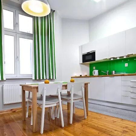 Lägenhet Pomaranczarnia Poznań