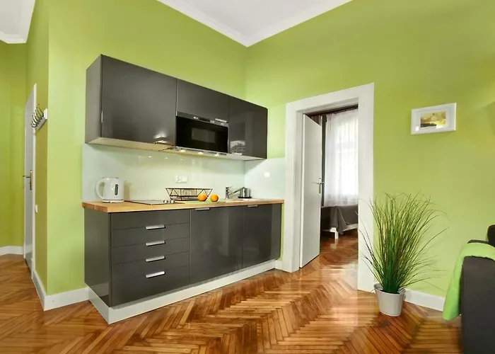 Apartman Pomaranczarnia