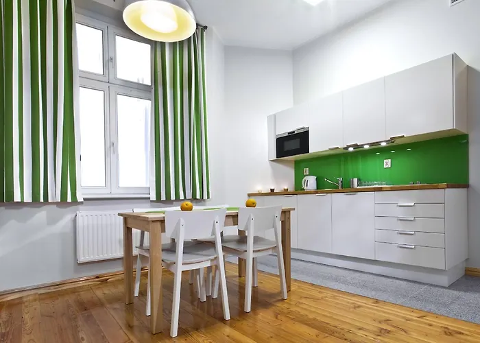 Pomaranczarnia Apartmán *