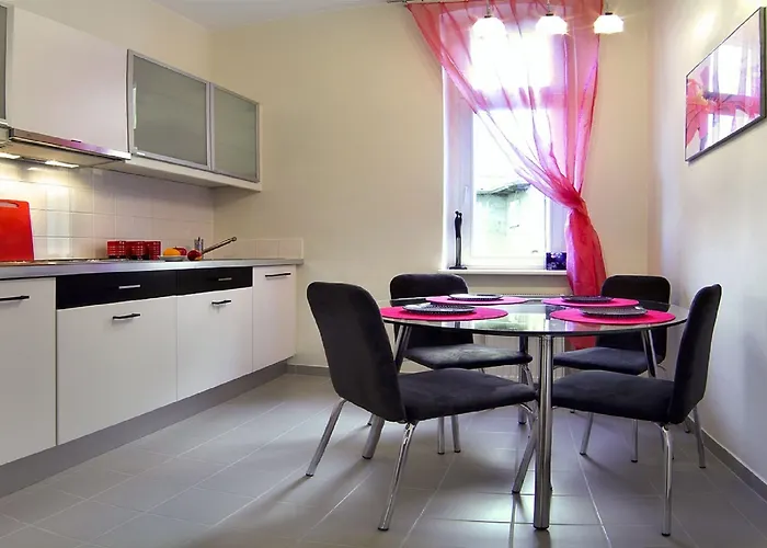 Pomaranczarnia Apartmán Poznaň